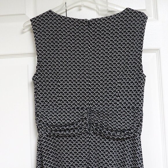 Jessica Howard Sleeveless Fit & Flare Dress Size 8 - Picture 5 of 6